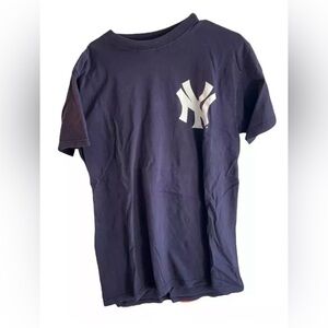 Vintage Derek Jeter #2 T-Shirt Size Lg Blue Majestic New York Yankees Casual Tee